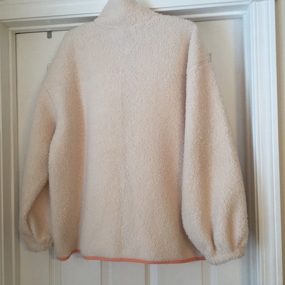 Universal Thread Top Large - image 6